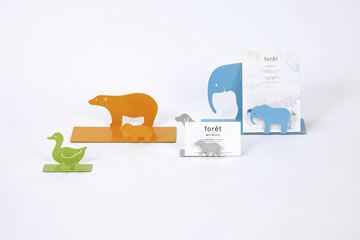 株式会社三松「forêt」レタースタンド・しおりデザイン