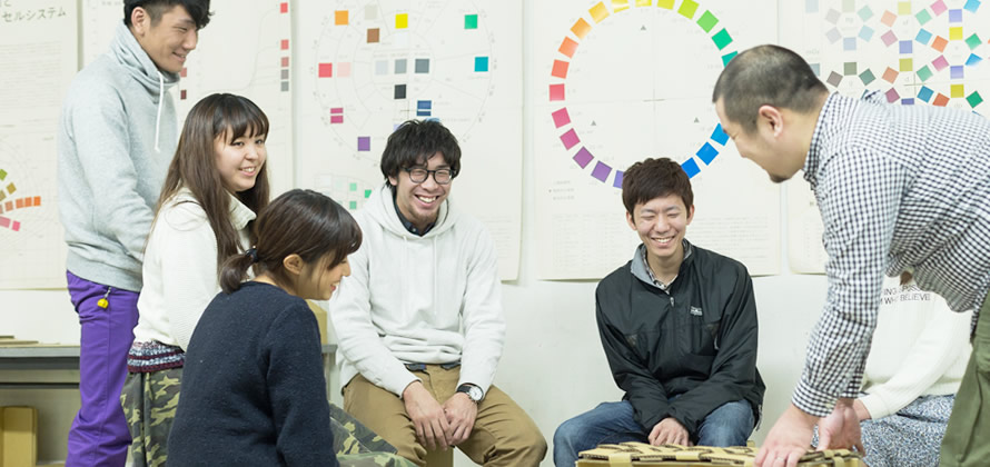大学生・一般の方へ