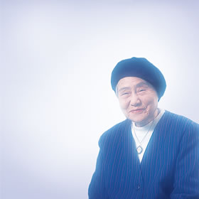 創立者 初代理事長 内田 チサ
