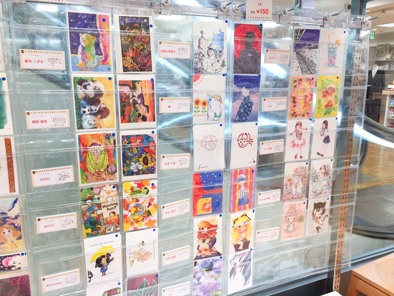 学生がデザインしたポストカードが商品化 天神雑貨館incubeで展示販売 こちらのイベントは終了しました ニュース 福岡デザイン専門学校 Fds