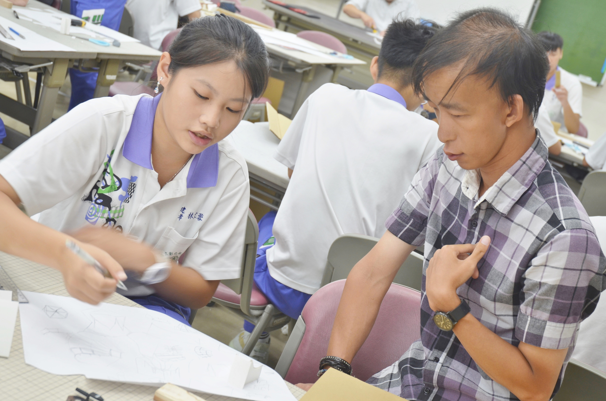 福岡デザイン専門学校(FDS）彰化工業高