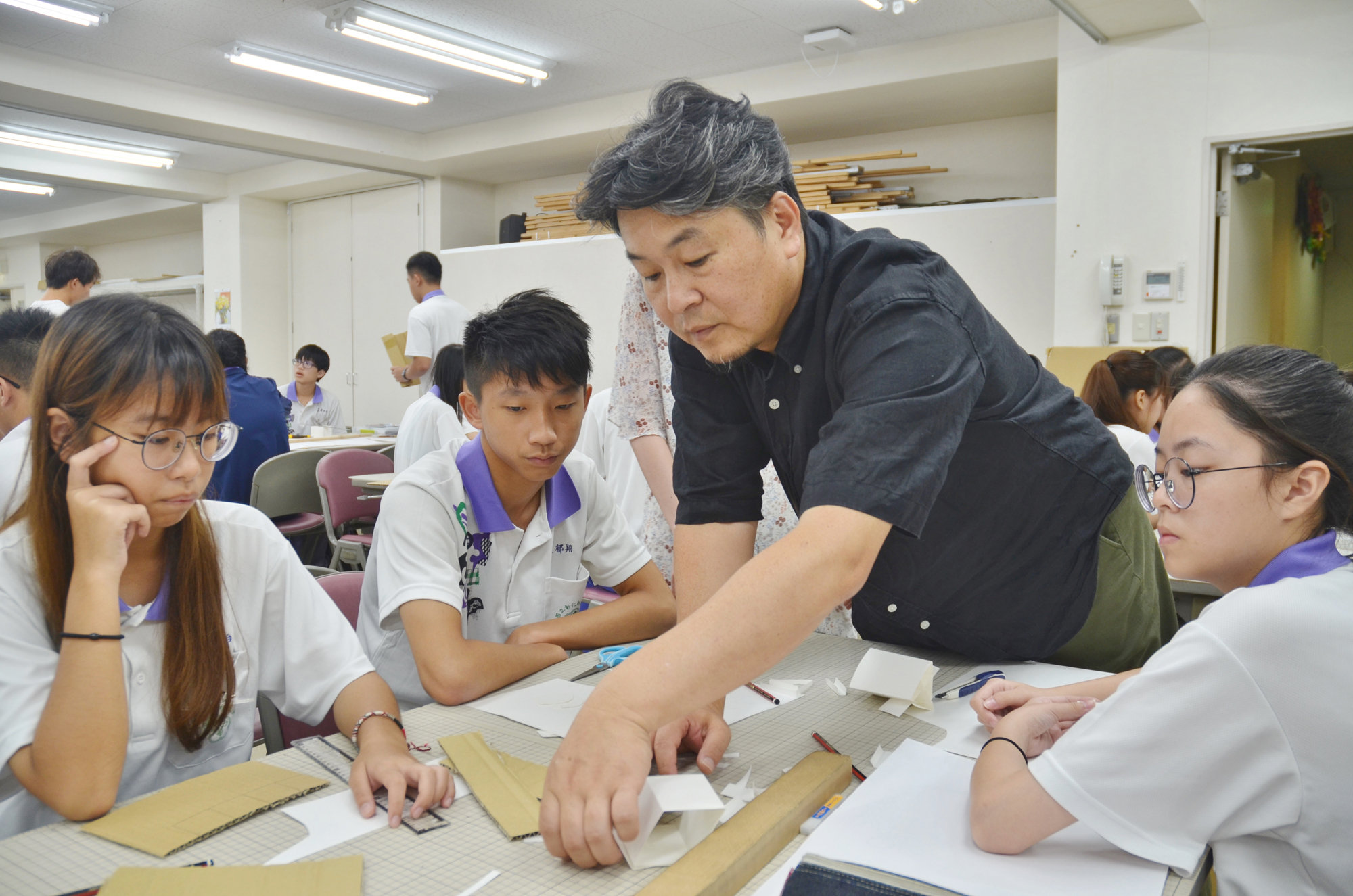 福岡デザイン専門学校(FDS）彰化工業高