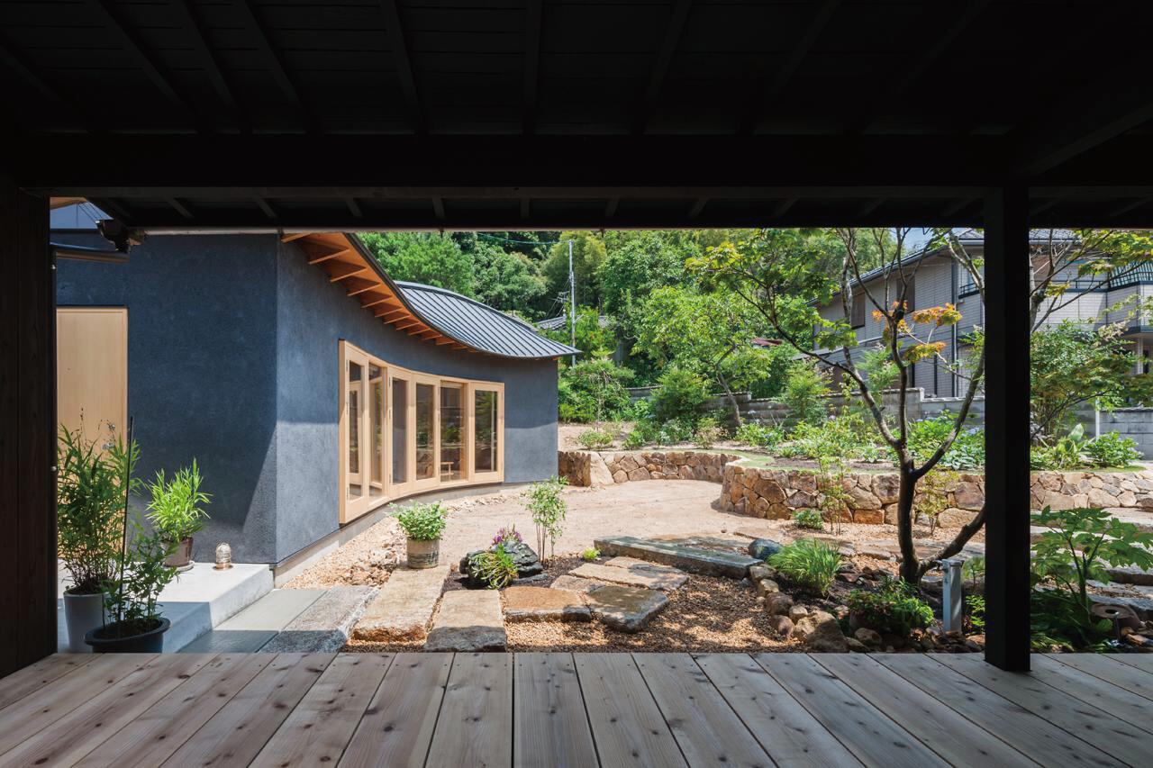 おもやとはなれ『新建築 住宅特集』掲載(写真:新建築写真部)
